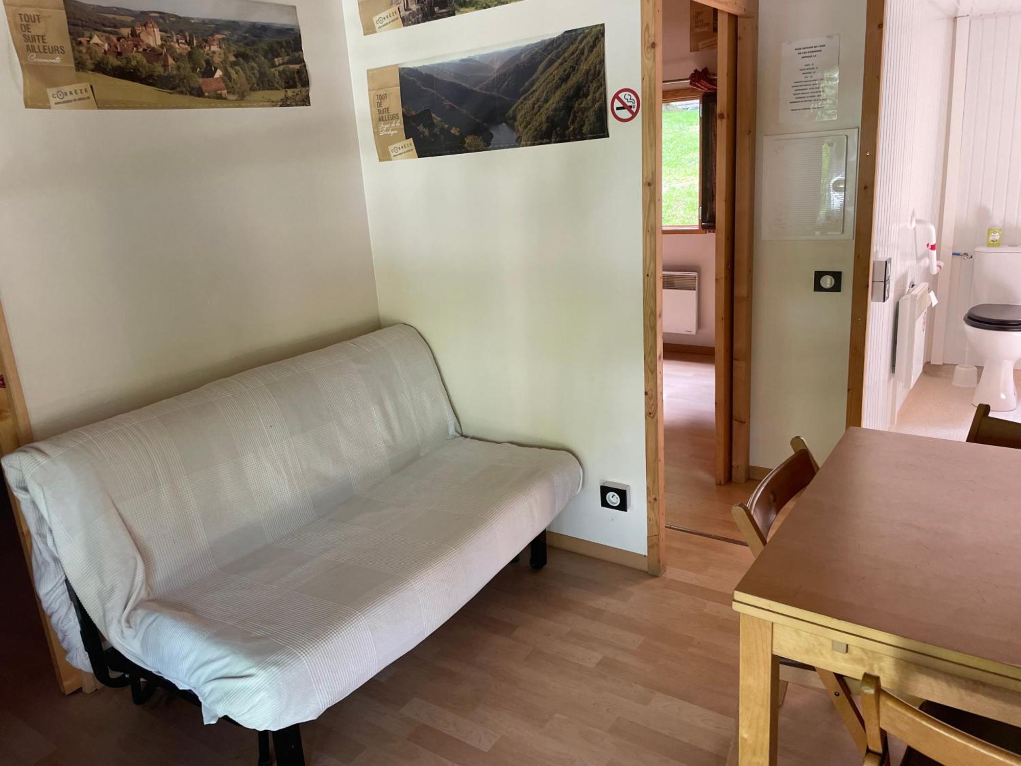 Camping Les Etoiles Saint-Sornin-Lavolps Екстериор снимка